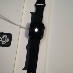 Apple Watch SE GPS+Cellular 