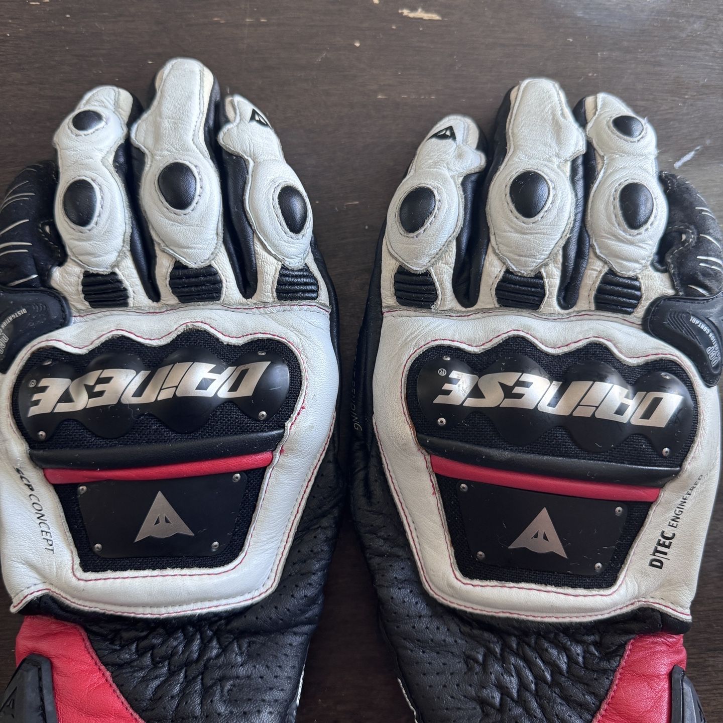 Dainese Steel Pro Gloves Size M for Sale in Garden Grove, CA - OfferUp
