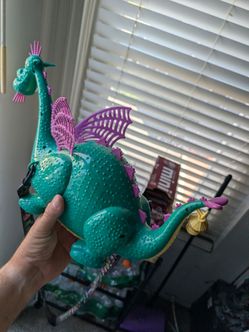 Pete's Dragon popcorn bucket