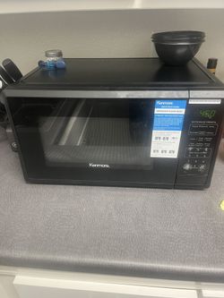 Kenmore 1.1 cu ft Microwave