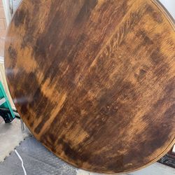 Ethan Allen Expandable Table And Chairs 