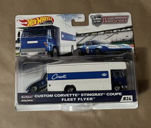 Hot Wheels Premium Team Transport Custom Corvette Stingray Coupe Fleet Flyer