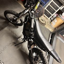 Ebox 2V2 Electric Mini Bike(NO TRADES)