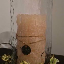 9.5" Thumbprint Vase