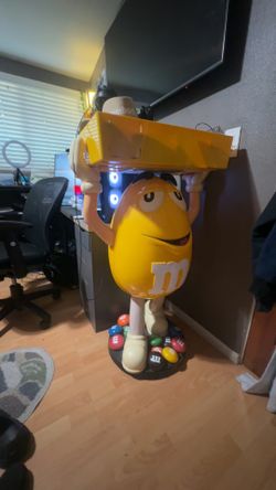 M&M Yellow Character Candy Store Display w/ Storage Tray Rolling Wheels