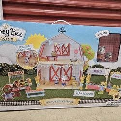 Honey Bee Acres Harvest Festival, Doll Playset with Mini Figures, 62 Pieces, Children Ages 3+