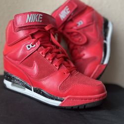 NIKE Air Revolution Ski Hi “Action Red” Size 8