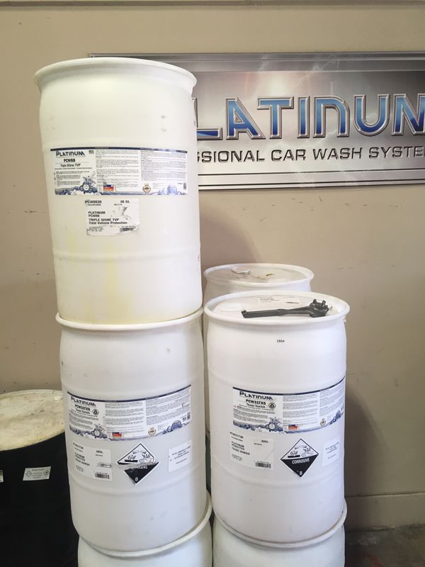 30 Gallon Plastic Drums for Sale in Houston, TX - OfferUp