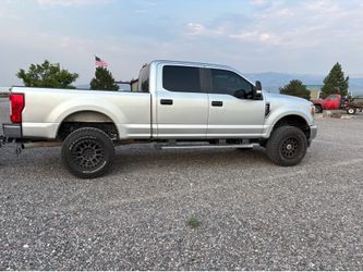2018 F-250  6.2 Gas