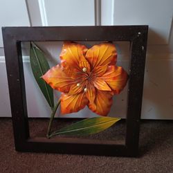 Wall Hanging Good Condition $6.00 ,14 " Wide And Tall 