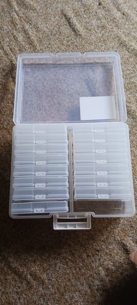 PHOTO OR CRAFT BOX