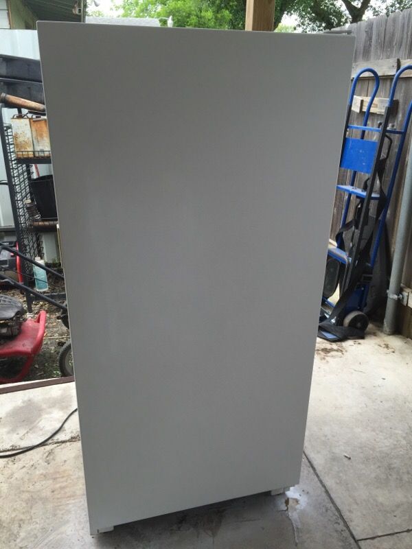 16.1 cubic foot upright freezer JC Penny model 867-1160-05-00