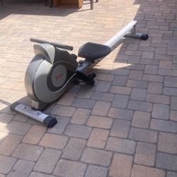 ROWING MACHINE