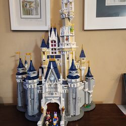 Lego 71040 Walt Disney Castle - Retired