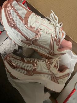 Brand new Nike Vomeros