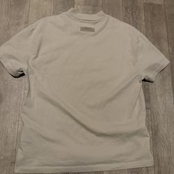 Men’s Small Essential Tshirt 
