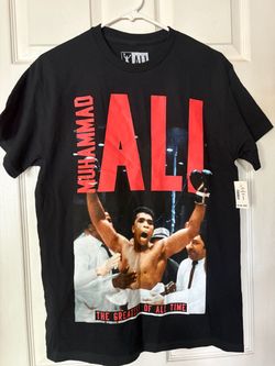 Muhammad Ali graphic t-shirt, new with tags