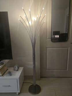 Beautiful Lamp - 5 ft tall