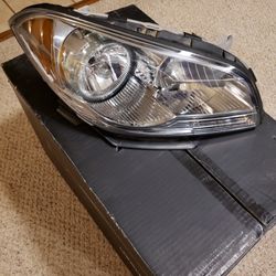 2008-2012 CHEVY MALIBU PASSENGER HEADLIGHT 