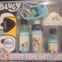 Bluey Cozy Time Bath Set: Hair Towel, Bubble Bath, Rainbow Bath Bomb, Sponge, Body Wash