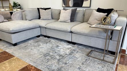 Light Gray Sectional Sofa with Chaise super price