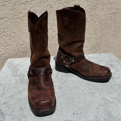 Size 9 HARNESS BOOTS CODY JAMES