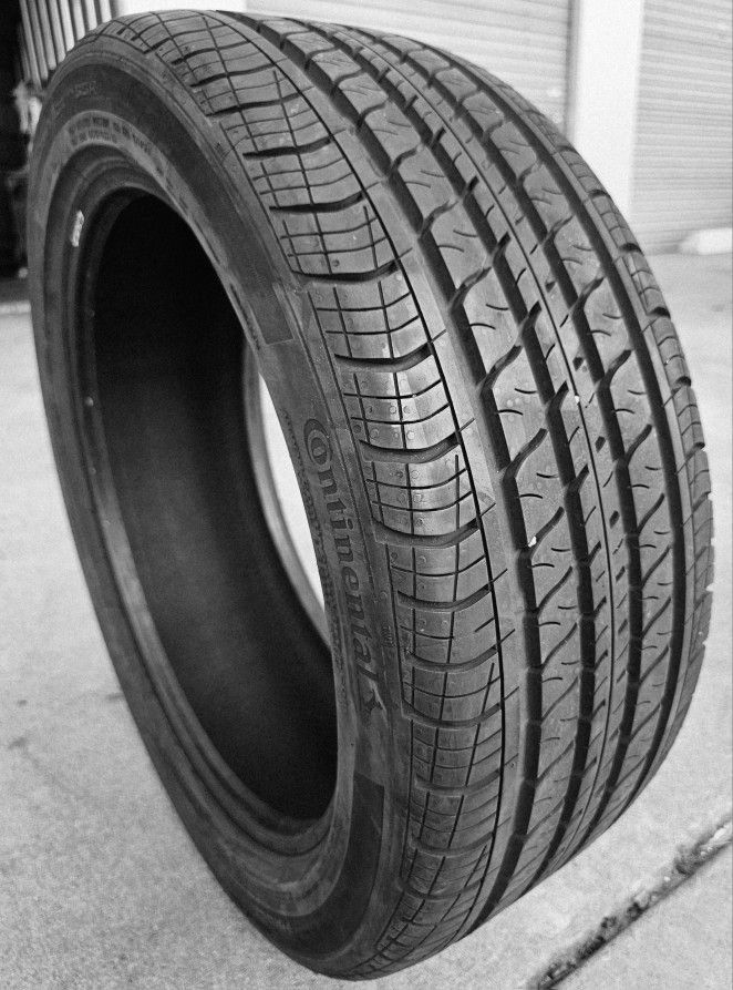 225/45/18 USED TIRE (MOBILE UNTIL 10PM)