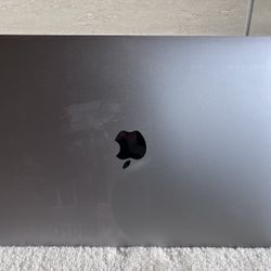 MacBook Pro 13inch Touch Bar 