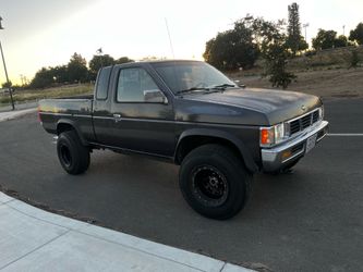1995 Nissan Pickup