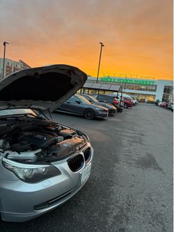 2008 BMW 5 Series • 528i Sedan 4D