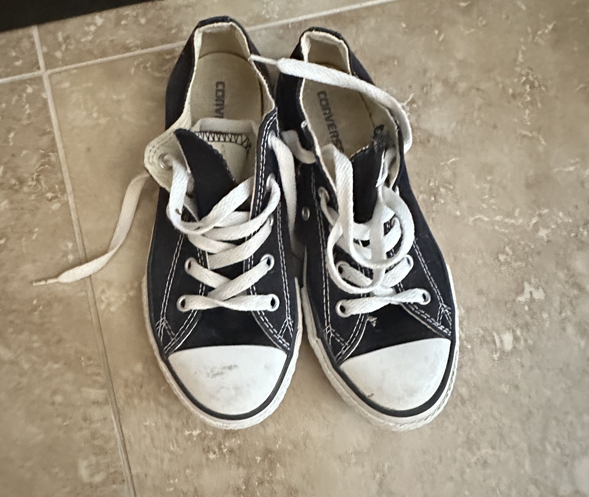 Converse Size 2 For Boys Youth