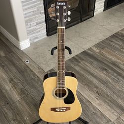 Tanara 1/2 guitar