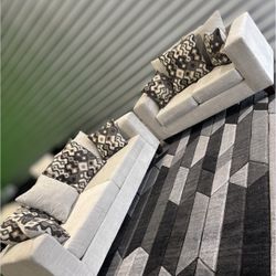 Like New 2pc Sofa Couch Set (DELIVERY AVAILABLE)