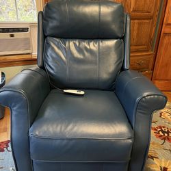 Vegan leather lift assist recliner