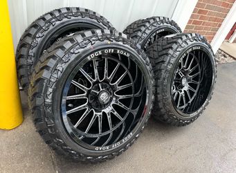 NEW 22x12 edge Offroad wheels wrapped in 33x12.50r22 atturo MT tires