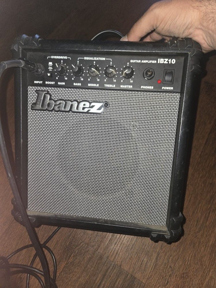 Ibanez IBZ10 guitar Amp