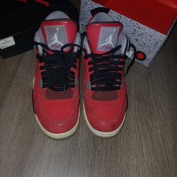 Nike Jordan 4 Toro 2013 Size 10 Authentic 