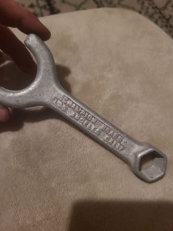 Vintage Champion Brass Los Angles California  sprinkler head tool