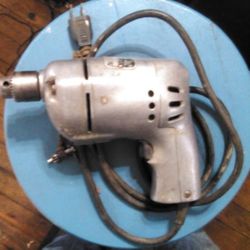 A 1950s Black & Decker 1 1/4 deluxe utility drill