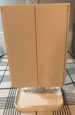 Make an offer - Lighted makeup mirror