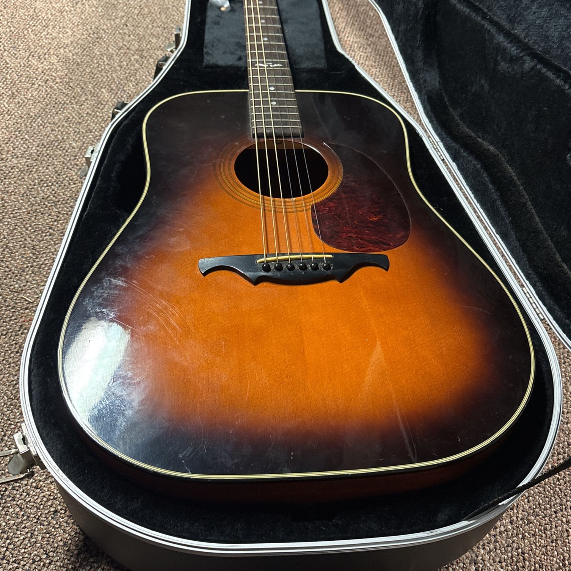 Acoustic Guitar