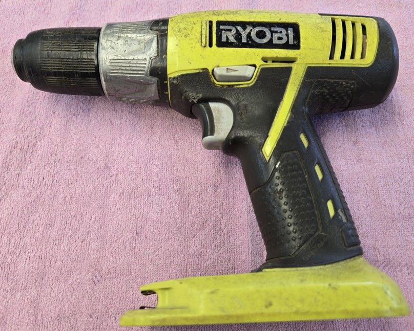 Ryobi P271 Drill