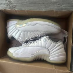 Air Jordan 12 retro Low Easter Edition 