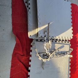 USED GYM FLOOR MATS 6-1/8 Thick. 6-1/4 THICK. WITH SOME EDGE PIECES
11525 S HALSTED DUNKIN DONUTS 
10$  CASH ONLY AS IS