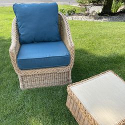 Comfy And Wide Wicker Chair And Ottoman*