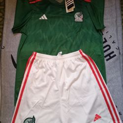 UNIFORME DE MÉXICO PARA NIÑOS DÉ 8 A 10 AÑOS Y DÉ 10 A 12