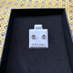 14k gold Solitaire studs