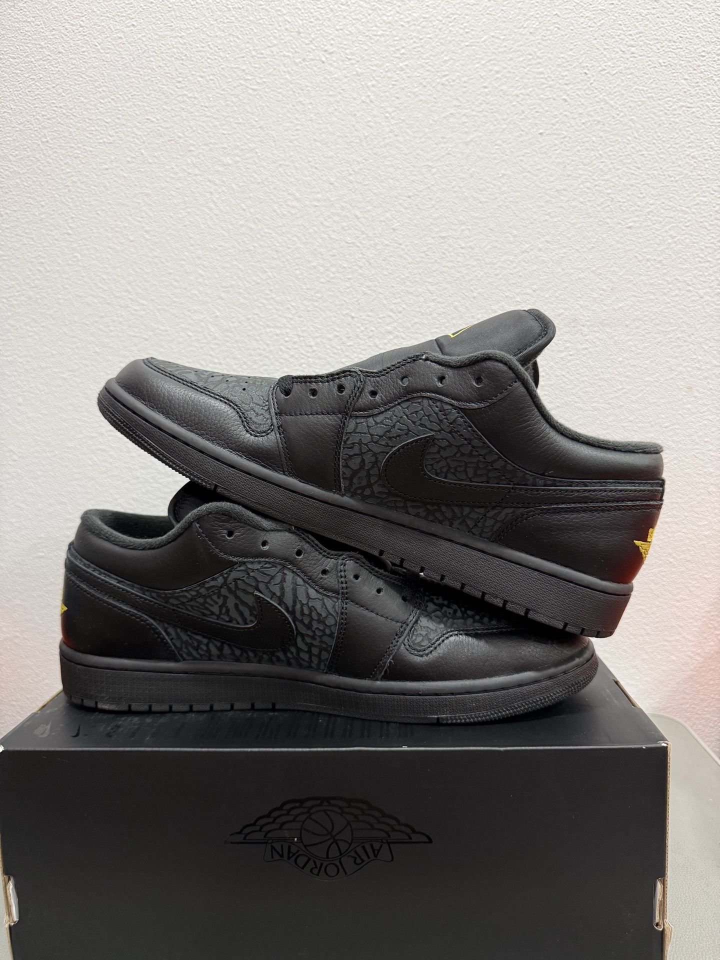Nike Air Jordan 1 SE Low Black Anthracite Tour Yellow IM6568-010
