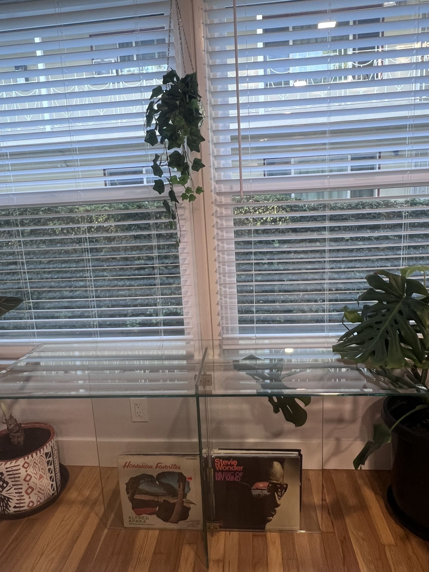 Beautiful Rectangular Glass Table 