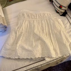 Twin/full bed skirt